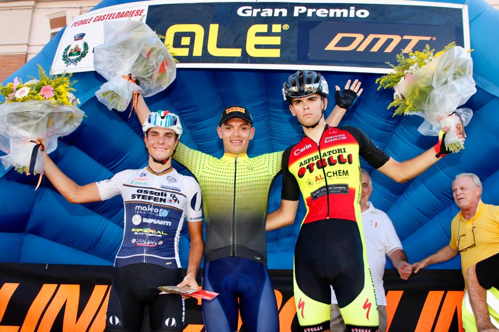 Il podio del Gp DMT - Gp Alé (foto Photobicicailotto)