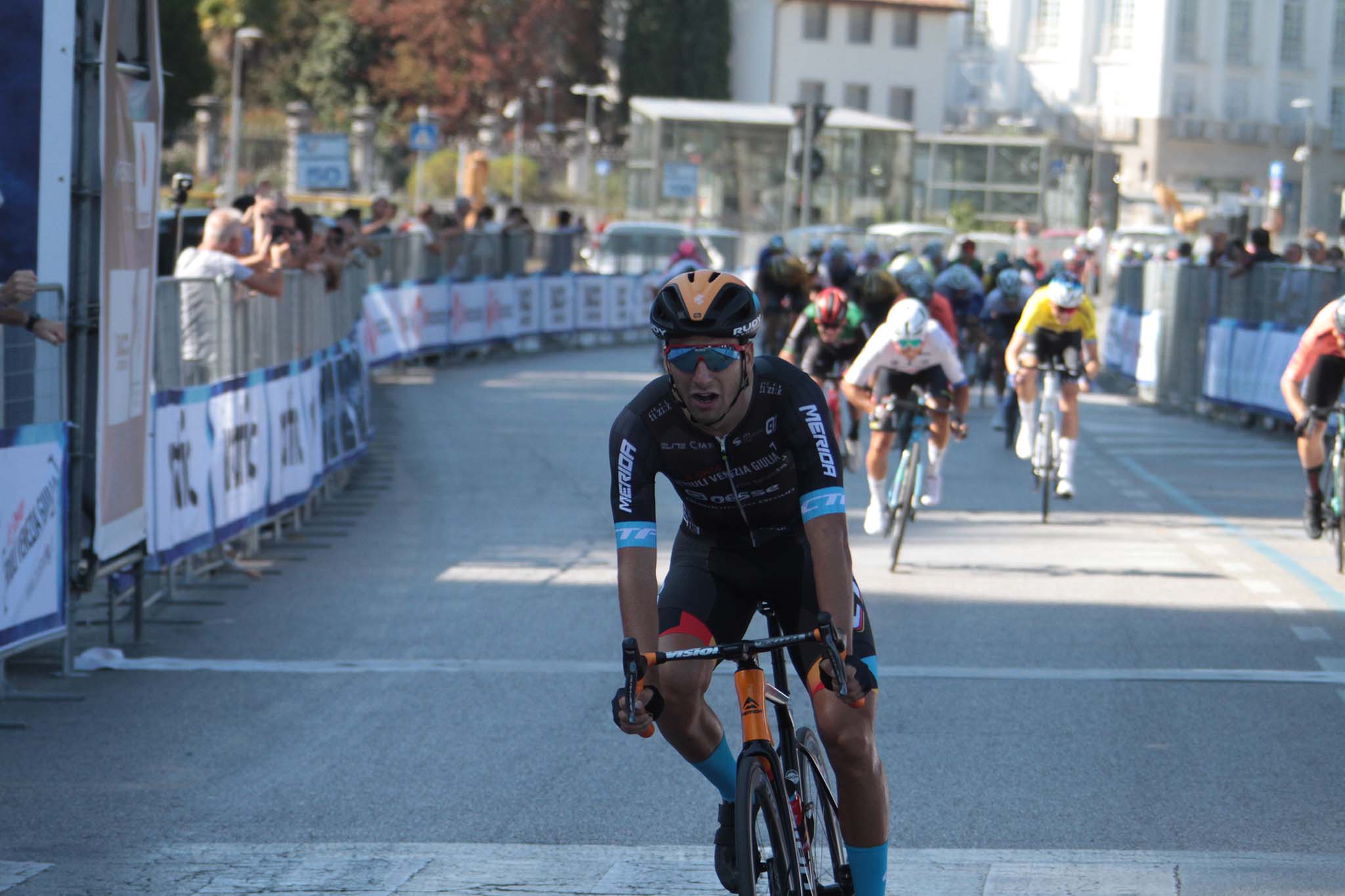 Nicolò Buratti vince l'ultima tappa del Giro del Friuli 2022 (foto Bolgan)