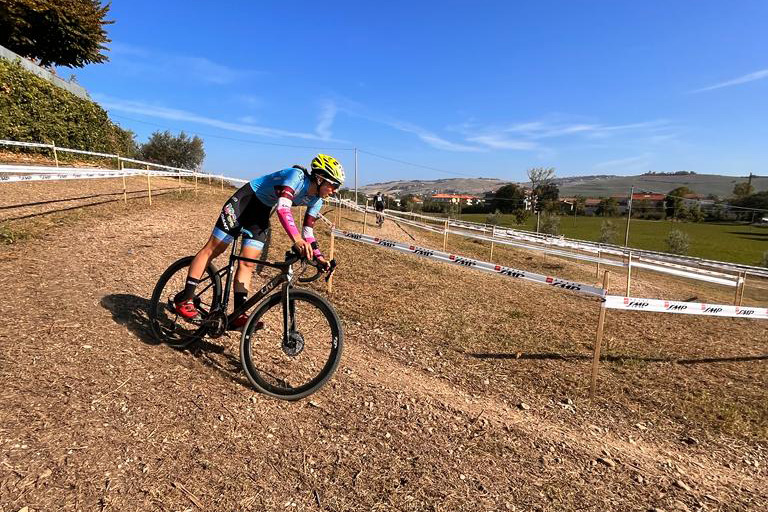 Alice Papo, impegnata a Sant'Elpidio al Mare al Giro d'Italia Ciclocross