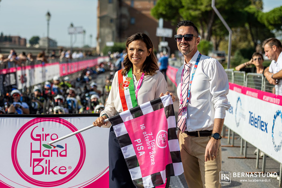 Fabio Pennella con l'assessore Munno - credit Bernastudio