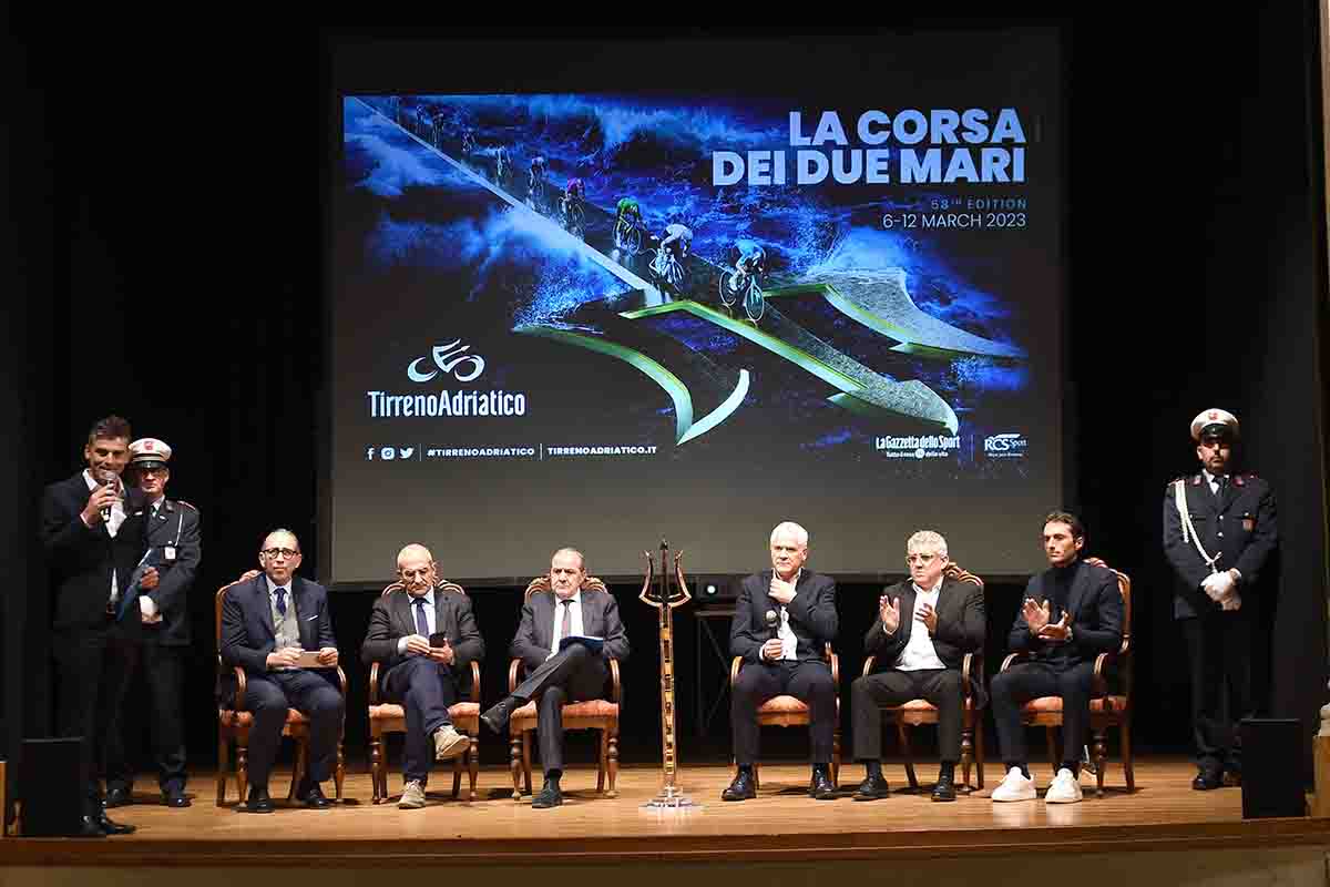 La presentazione a Camaiore della Tirreno-Adriatico 2023 - credit LaPresse