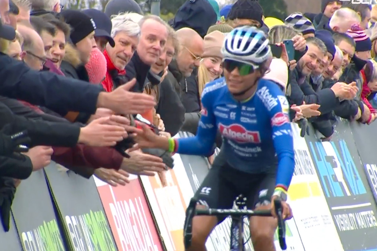 Ceylin del Carmen Alvarado vince l'ultima prova del Superprestige a Middelkerke