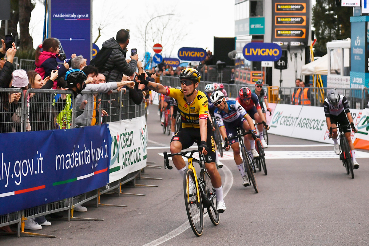 Primoz Roglic vince la quarta tappa della Tirreno-Adriatico - credit LaPresse