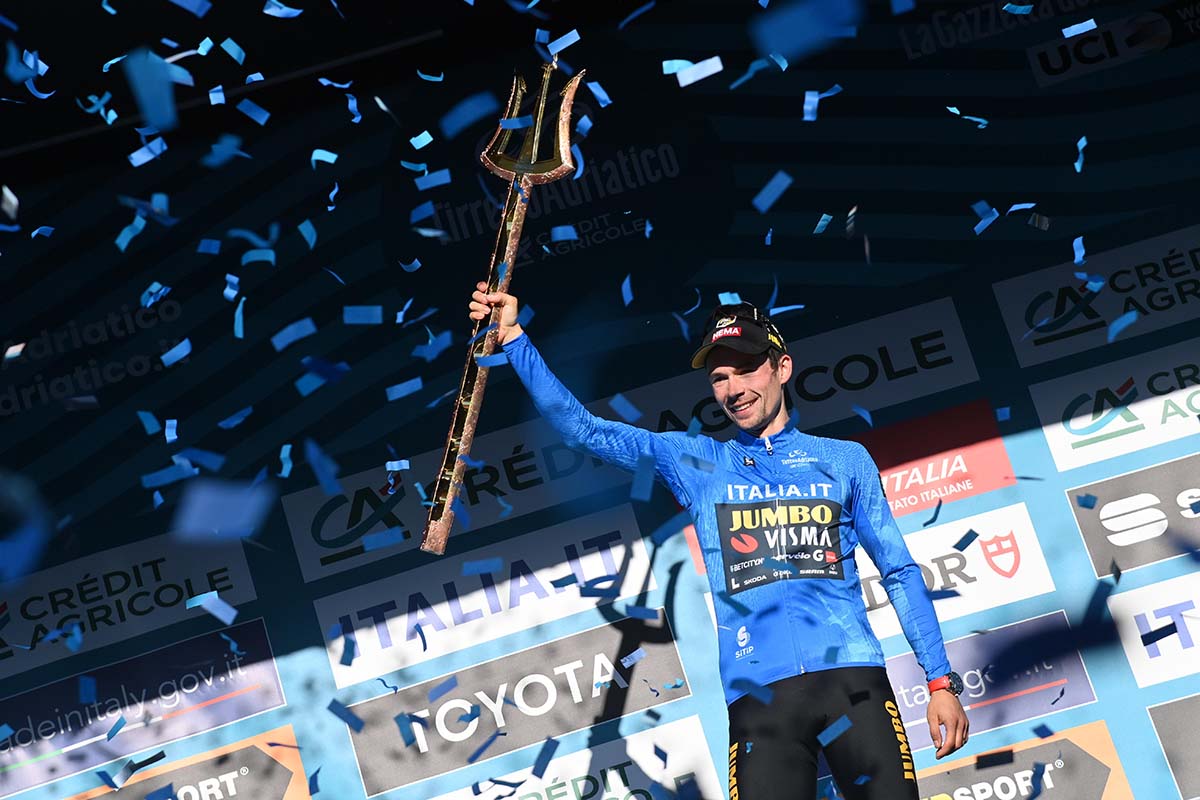 Primoz Roglic vince la Tirreno-Adriatico 2023 (foto La Presse)