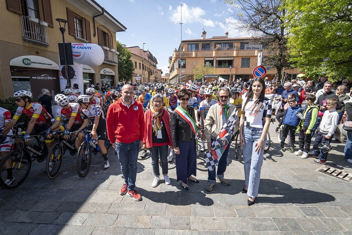 La partenza della Coppa Caduti Nervianesi (foto Elena Di Vincenzo)