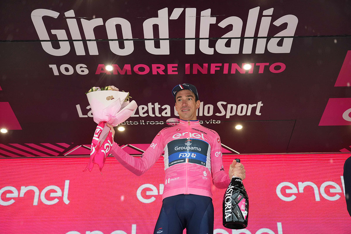 Bruno Armirail (Groupama - FDJ) nuova maglia rosa del Giro - credit LaPresse