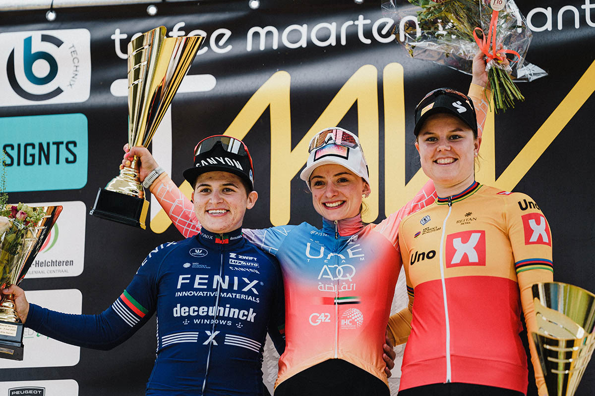 Chiara Consonni sul podio del Trofee Maarten Wynants - credit sportpic_agency