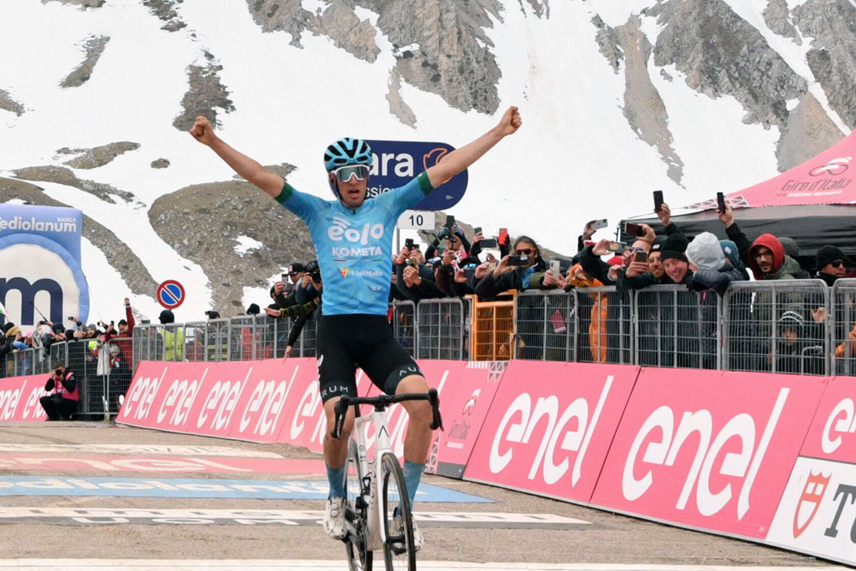 Davide Bais vince la settima tappa del Giro d'Italia a Campo Imperatore - credit LaPresse