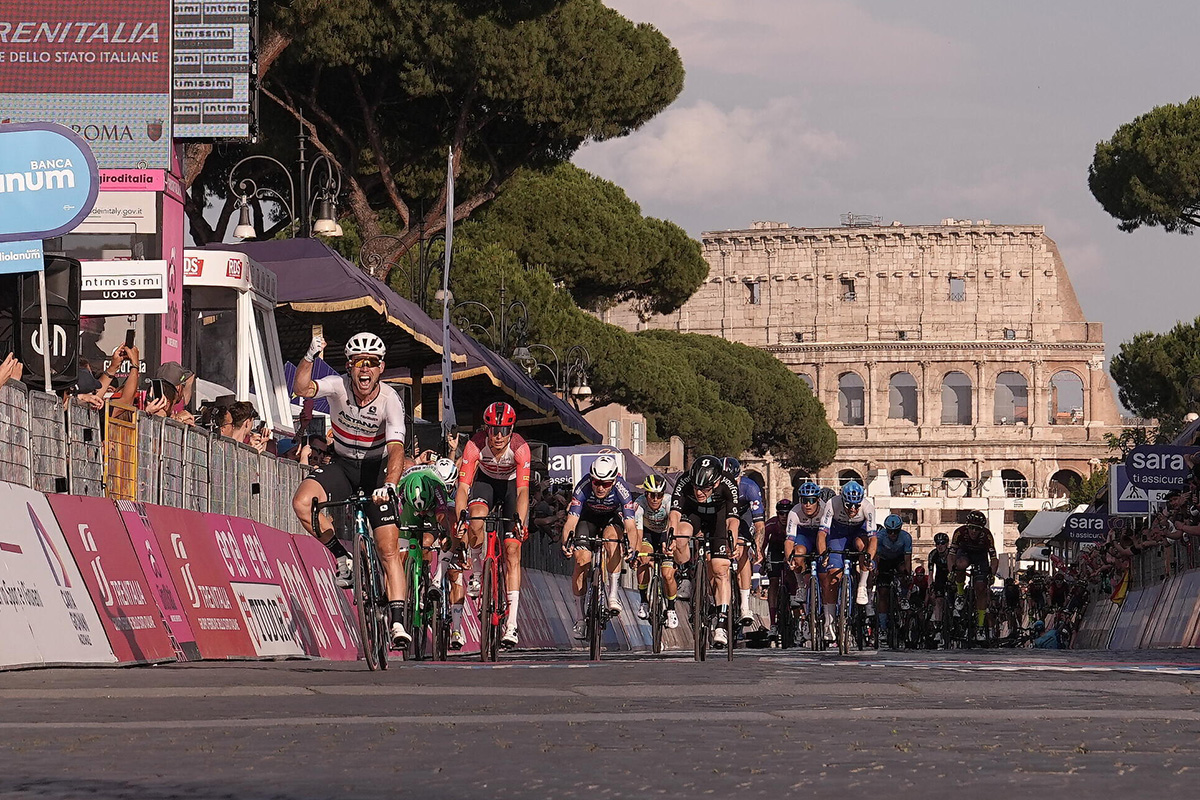 Mark Cavendish vince a Roma la 21° tappa del Giro d'Italia - credit LaPresse