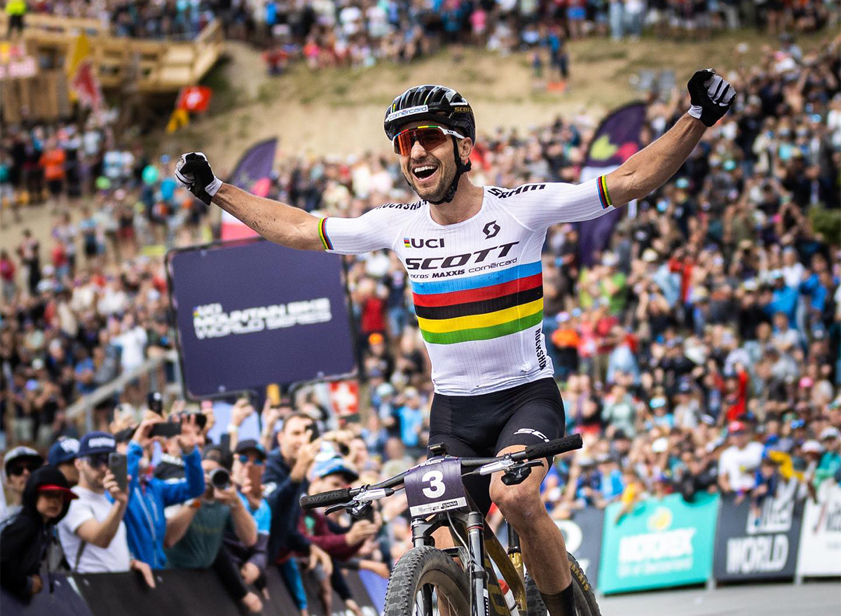 Nino Schurter centra a Lenzerheide la 34° vittoria in Coppa del Mondo