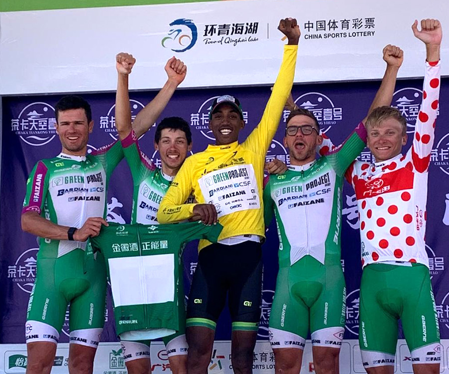 Il Green Project Bardiani - CSF Faizanè sul podio - credit Sprint Cycling