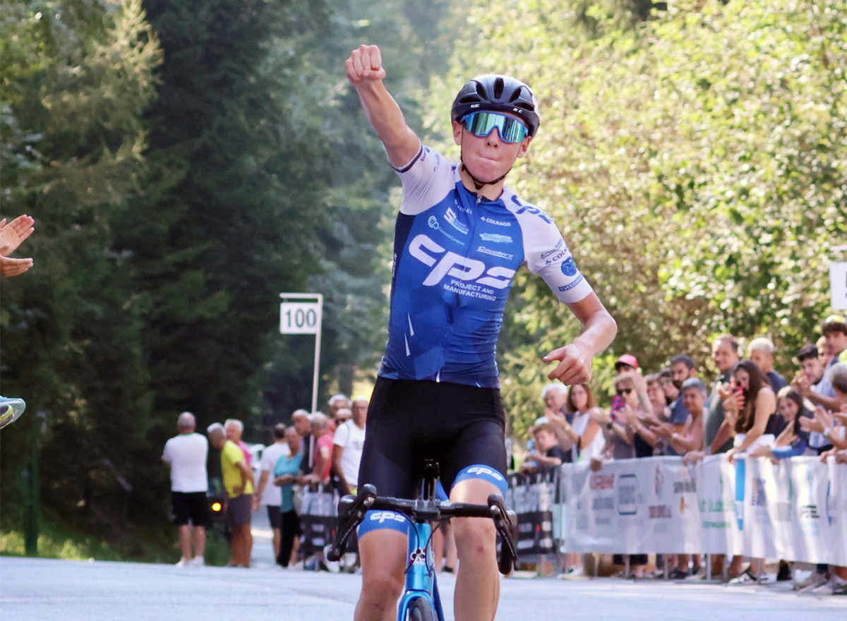 A Montecampione show solitario del genovese Lorenzo Finn - credit Photobicicailotto