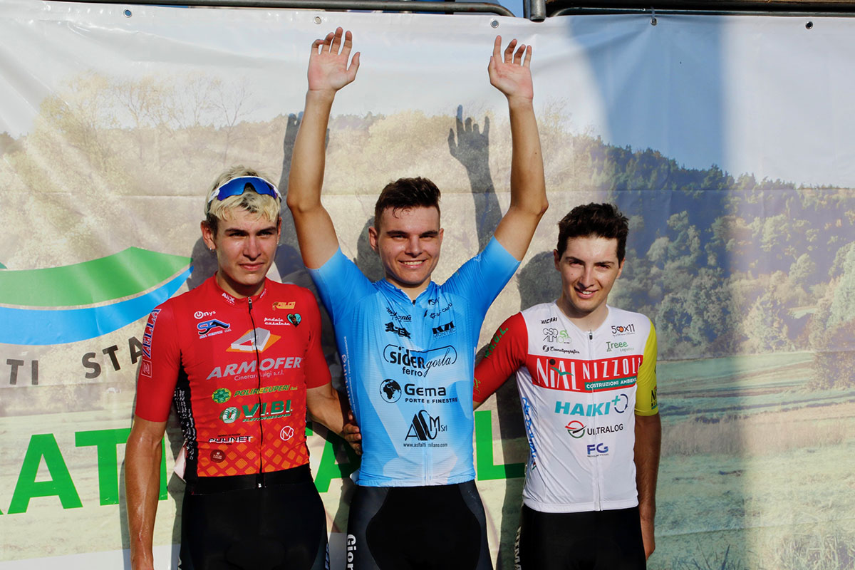 Il podio del 3° Trofeo Prati Stabili - credit Photobicicailotto