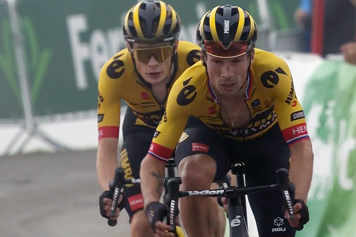 Roglic vince la 17° tappa della Vuelta all'Angliru