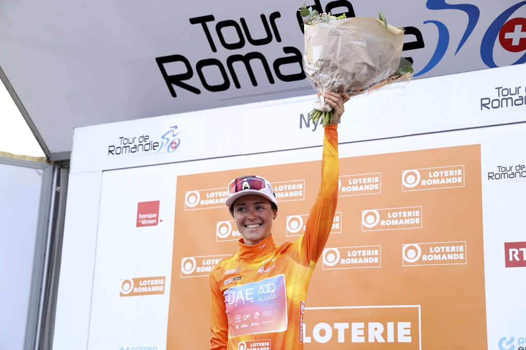 Sofia Bertizzolo, con la maglia di leader della classifica a punti del Tour de Romandie - credit Sprint Cycling Agency