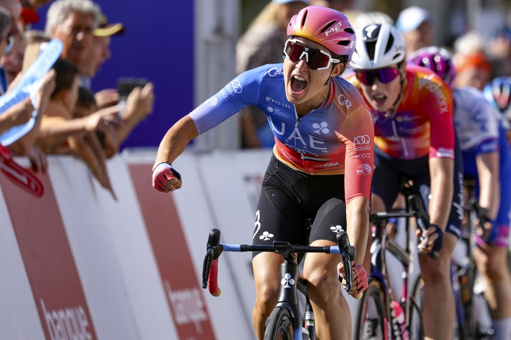 Sofia Bertizzolo vince la prima tappa del Tour de Romandie - credit Sprint Cycling Agency