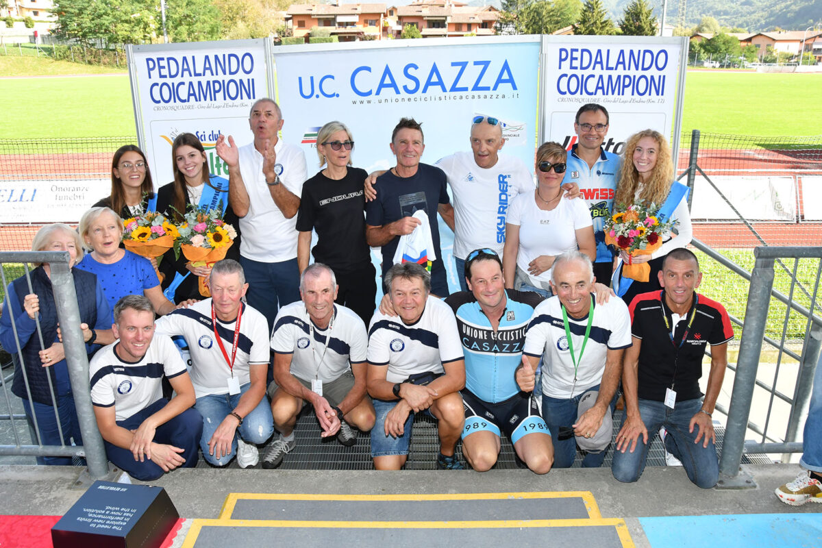 Foto di gruppo per l'UC Casazza