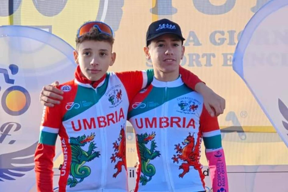 Lorenzo Scocciolini, a destra, nuovo campione umbro tra gli allievi 2° anno