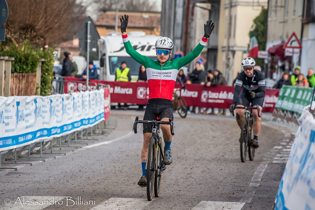 Filippo Fontana vince il 31° Ciclocross del Meschio - credit Alessandro Billiani