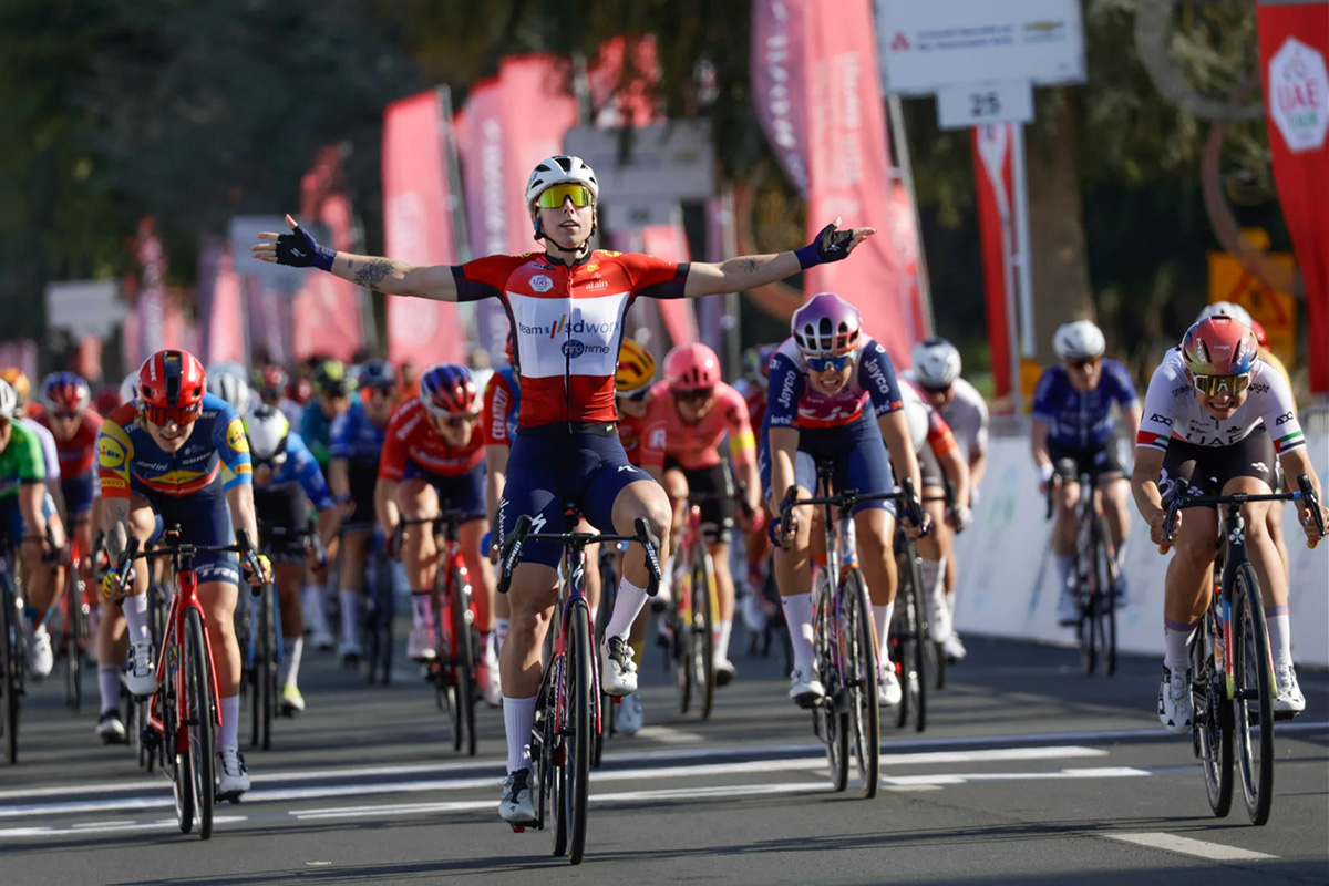 Lorena Wiebes vince la seconda tappa dell'UAE Tour Women - credit Sprint Cycling Agency