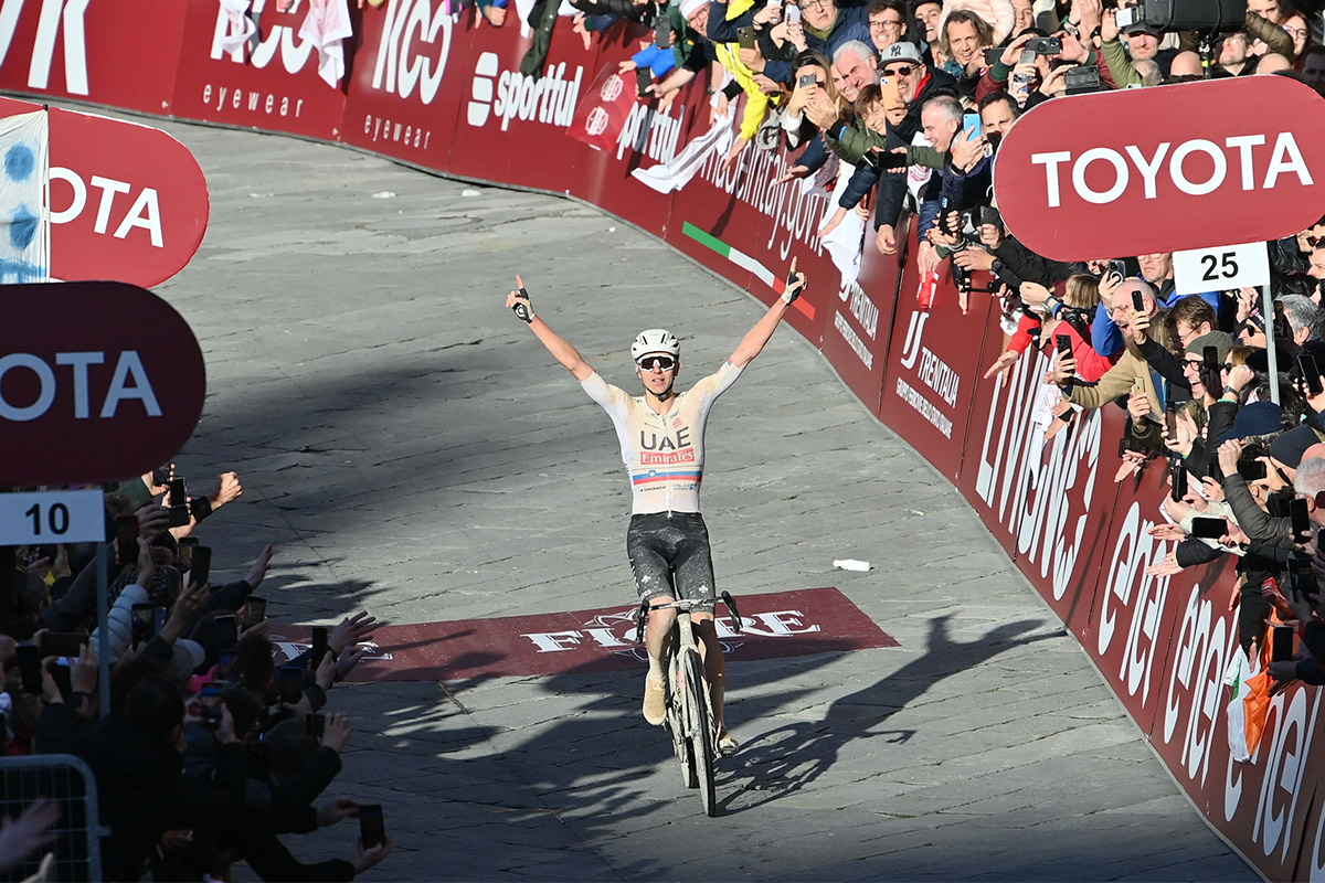 Tadej Pogacar vince la Strade Bianche 2024 - credit LaPresse