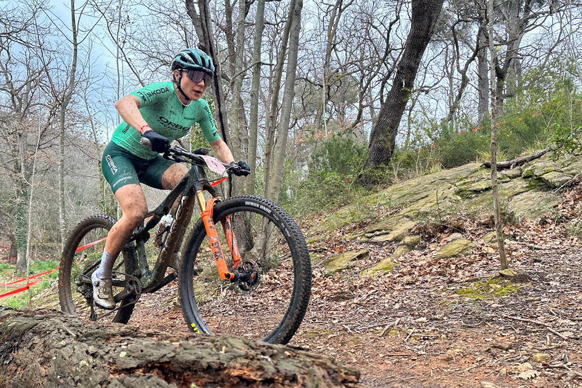 Chiara Teocchi (Orbea Factory Team) ha dimostrato sui sentieri liguri della Coppa Città di Albenga