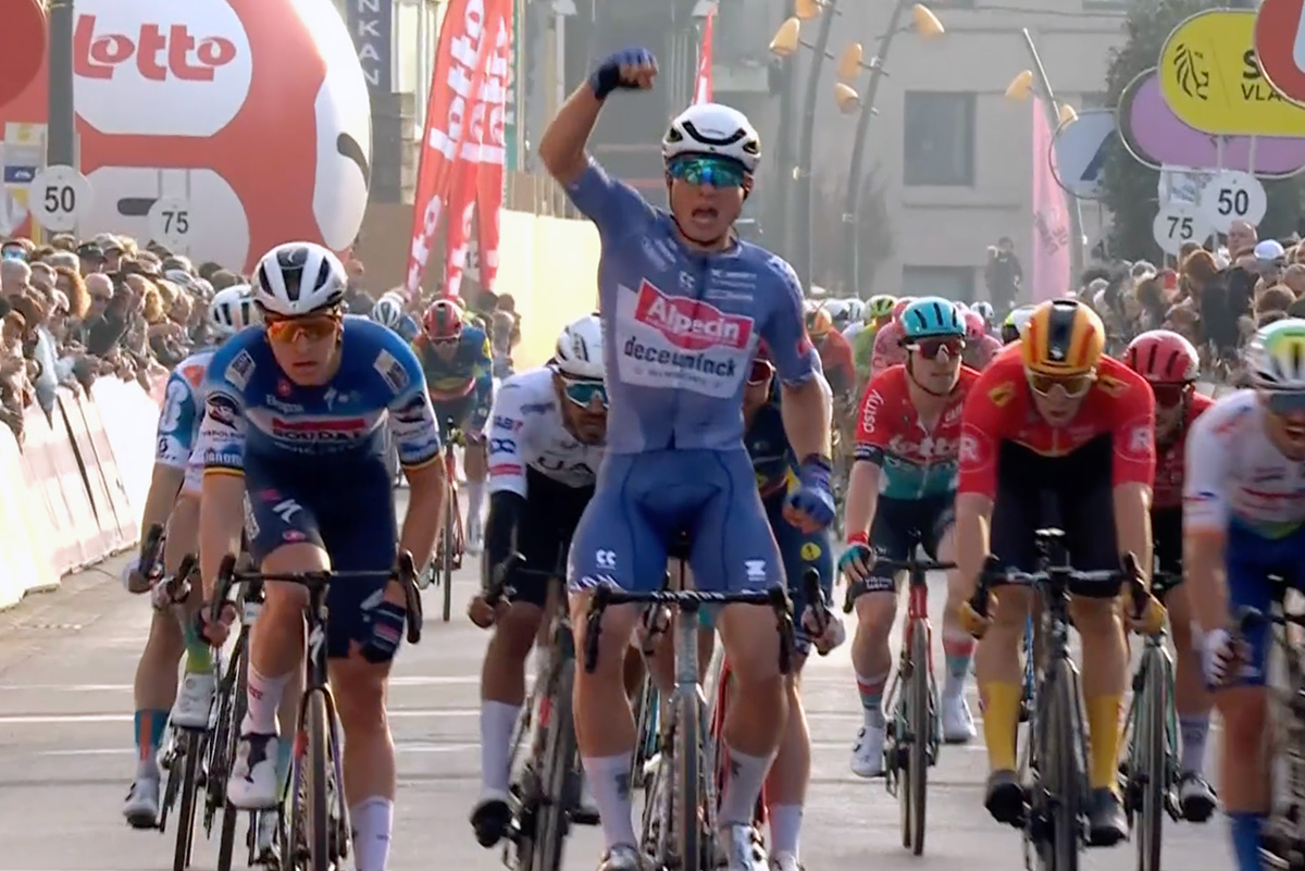 La volata con cui Jasper Philipsen ha vinto la Brugge - De Panne 2024