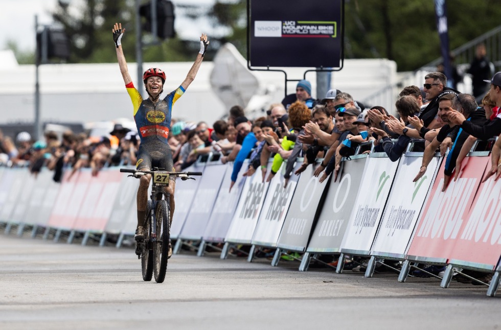 Isabella Holmgren vince lo short track di Coppa del Mondo a Nove Mesto - credit Michal Cerveny