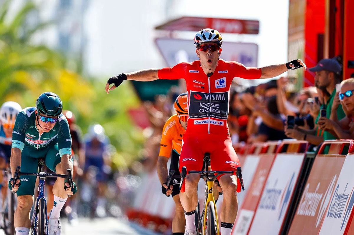 Wout van Aert vince la terza tappa della Vuelta a Espana - credit Cor Vos