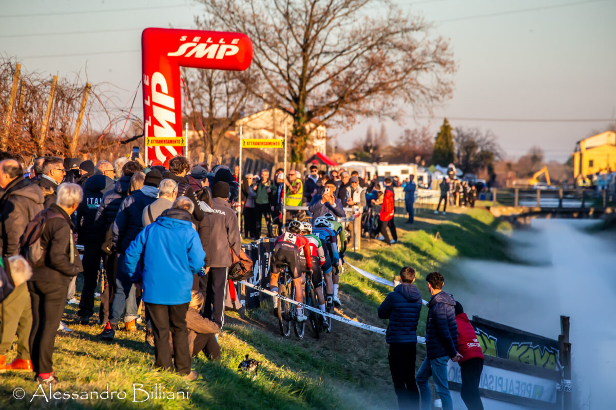 Una fase del ciclocross del ponte 2025 - credit Alessandro Billiani