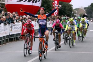 Grega Bole (Nippo - Vini Fantini) vince a Donoratico
