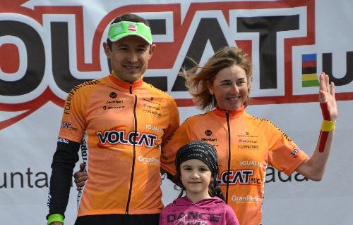 Leonardo Paez e Annabella Stropparo con la maglia di leader della Voltacat BTT