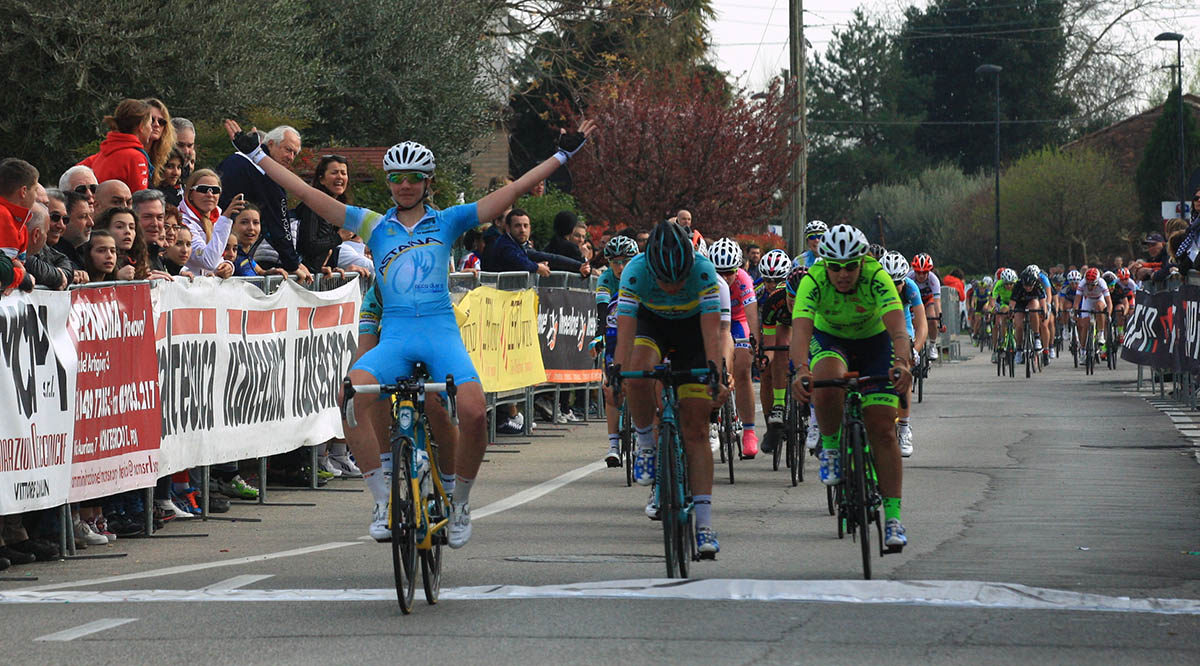 Arianna Fidanza vince in volata la gara Open di Schiavonia d'Este