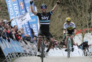 La vittoria di Mikel Landa nella seconda tappa del Giro dei Paesi Baschi 2016