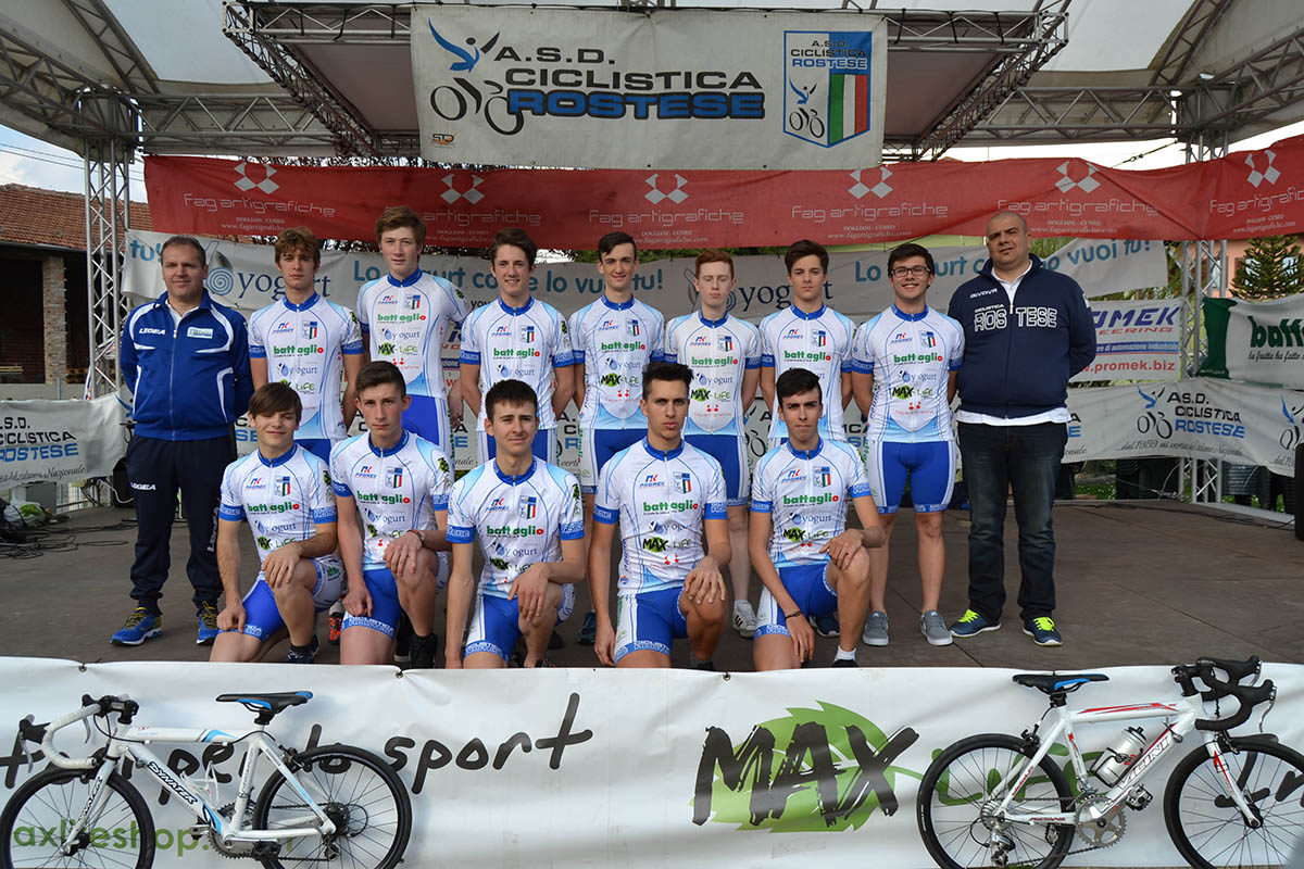 La squadra Juniores 2016 della Ciclistica Rostese