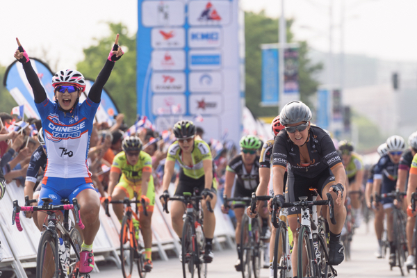 L'arrivo della prima tappa del Tour of Chongming Island 2016