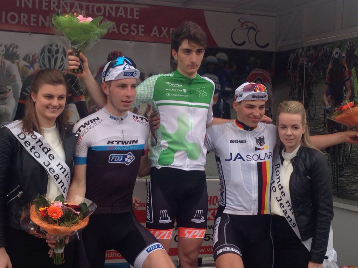 Il podio della terza tappa del Spie Internationale Junioren Driedaagse