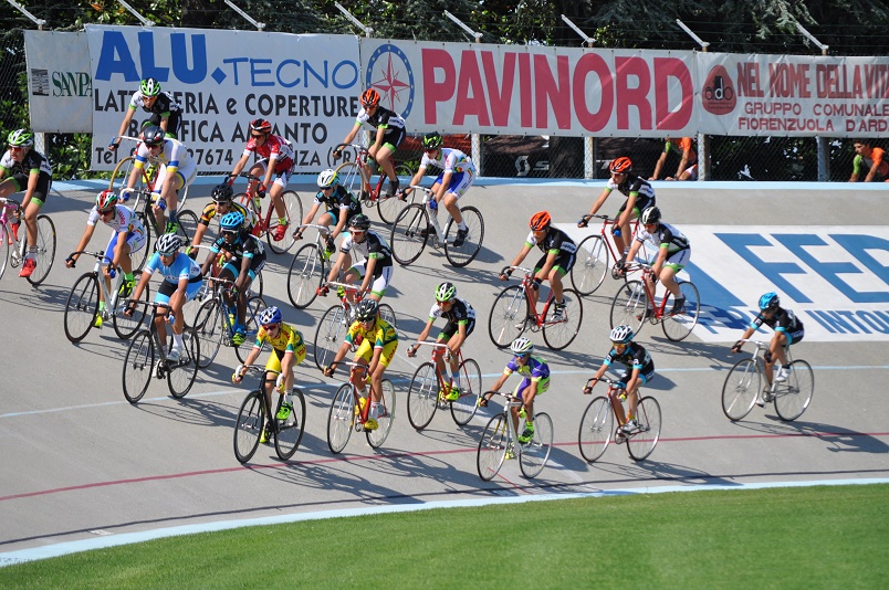 Un momento di gara del Gp Pavinord a Fiorenzuola