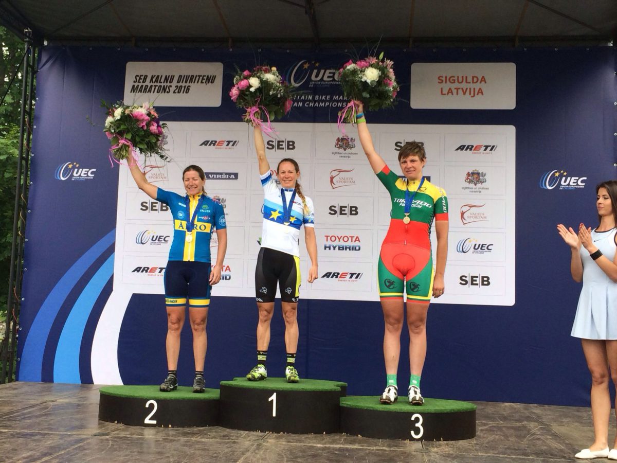 Il podio femminile del Campionato Europeo Marathon 2016