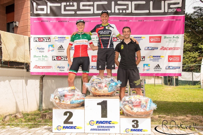 Il podio assoluto maschile del Gp degli Ulivi