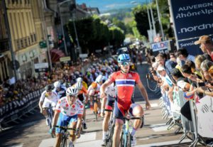 L'arrivo della terza tappa del Tour de l'Avenir