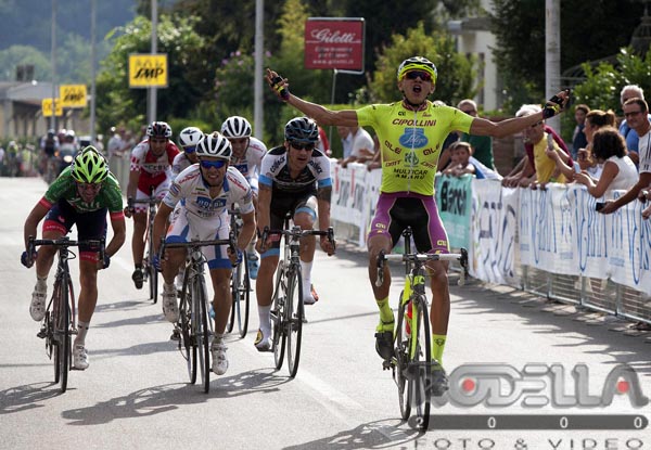La vittoria di Aleksandr Riabushenko al 100° Giro del Casentino ad Arezzo