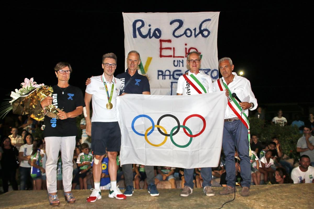 Grande festa per Elia Viviani a Vallese