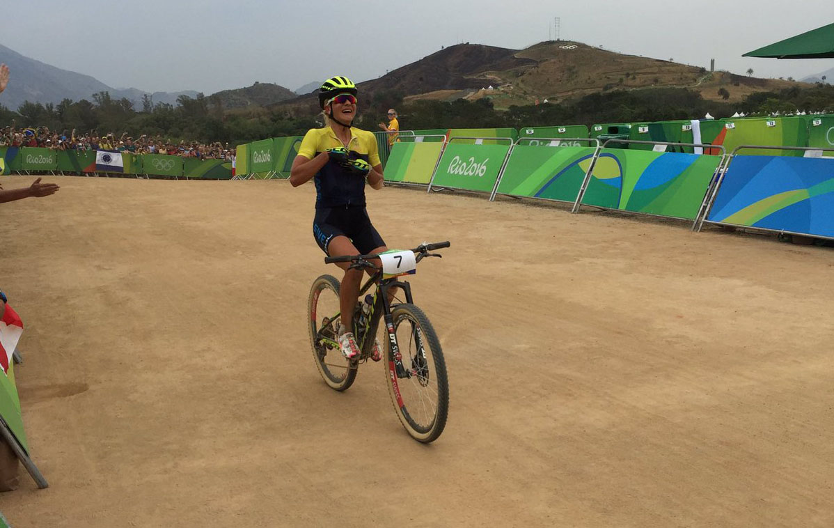 La svedese Jenny Rissveds vince la prova femminile olimpica MTB di Rio2016