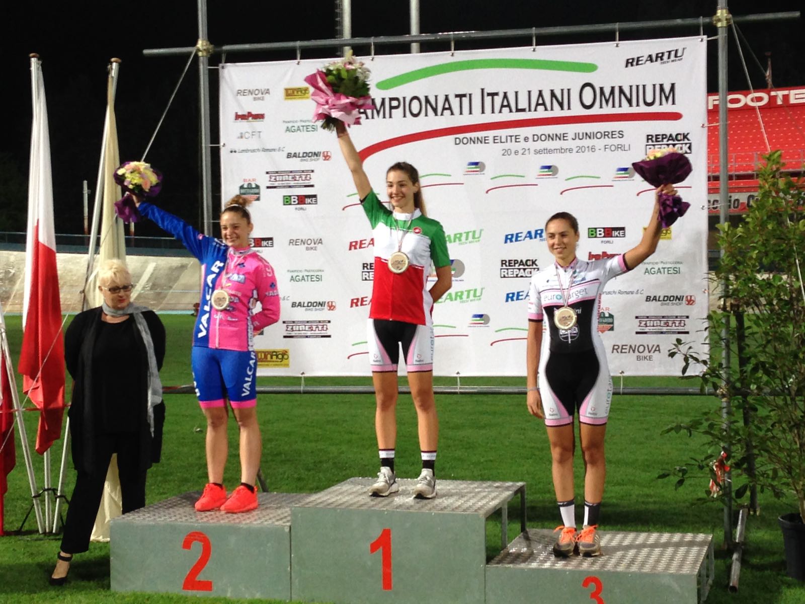 Il podio del Campionato Italiano Donne Junior vinto da Martina Fidanza