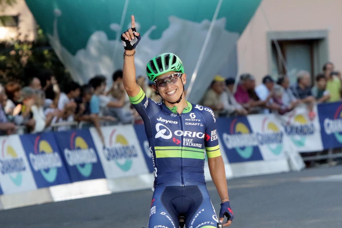 Esteban Chaves vince il Giro dell'Emilia 2016