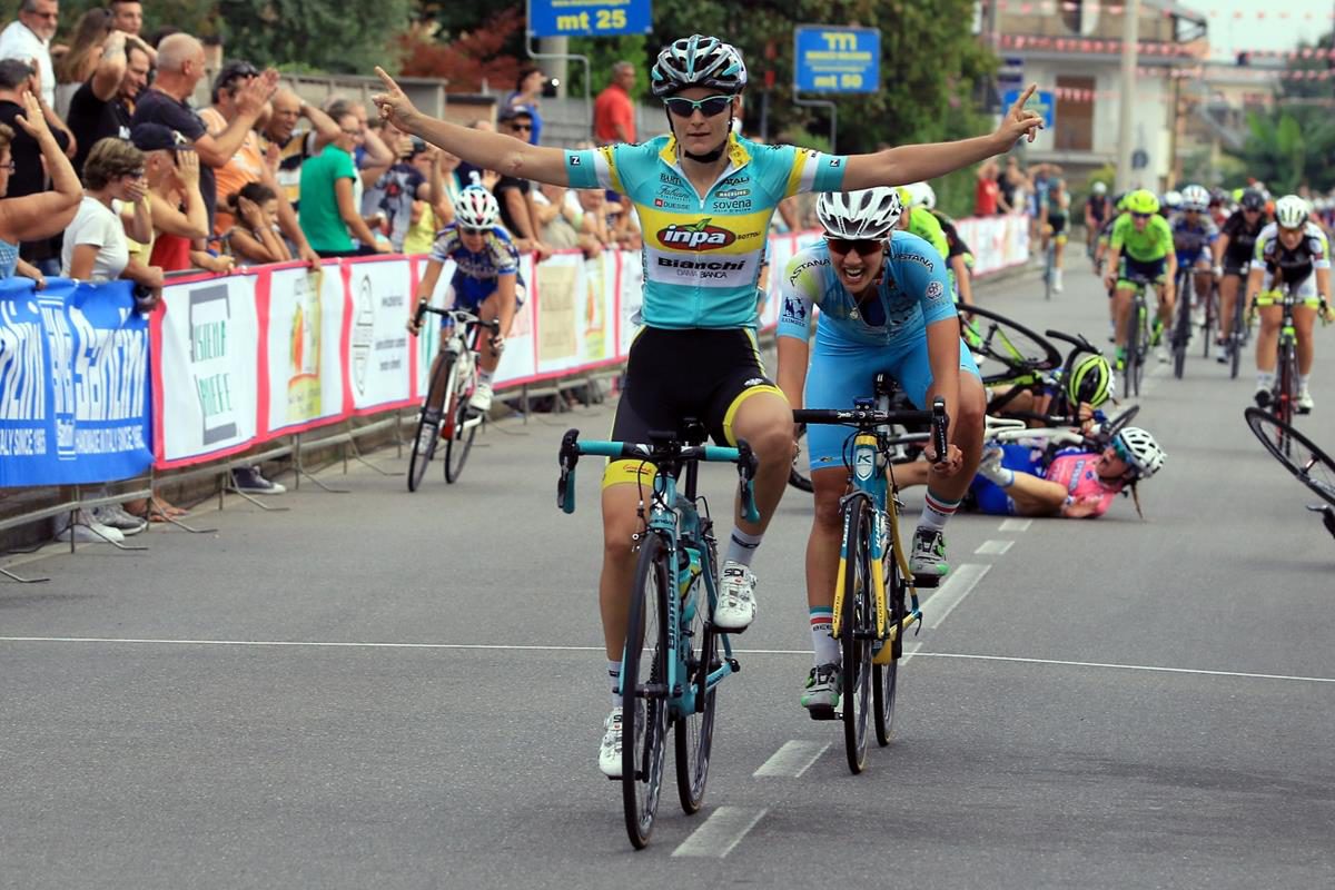 La vittoria di Anna Stricker alla Bottanuco in Rosa 2016