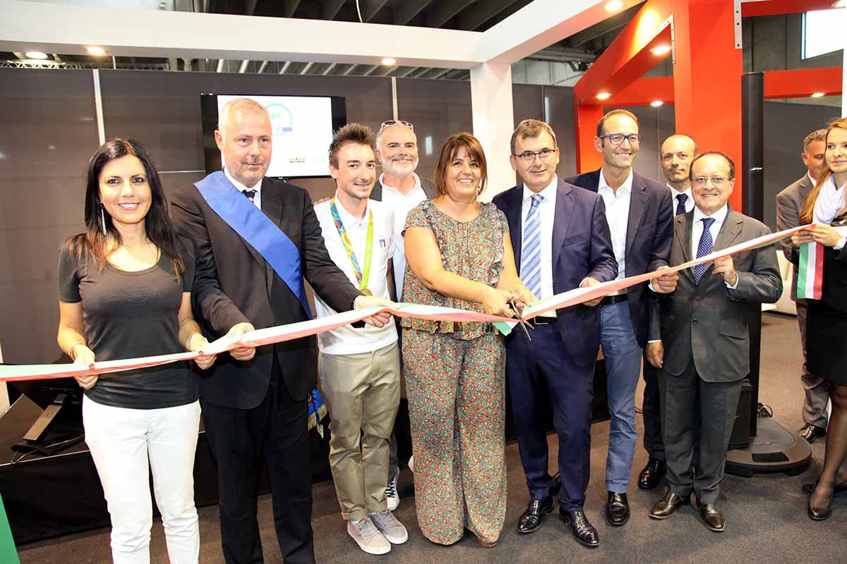 VeronaFiere CosmoBike Show, il taglio del nastro