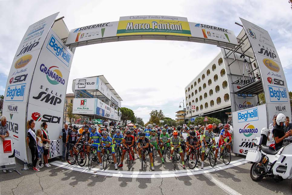 Memorial Marco Pantani 2016, la partenza
