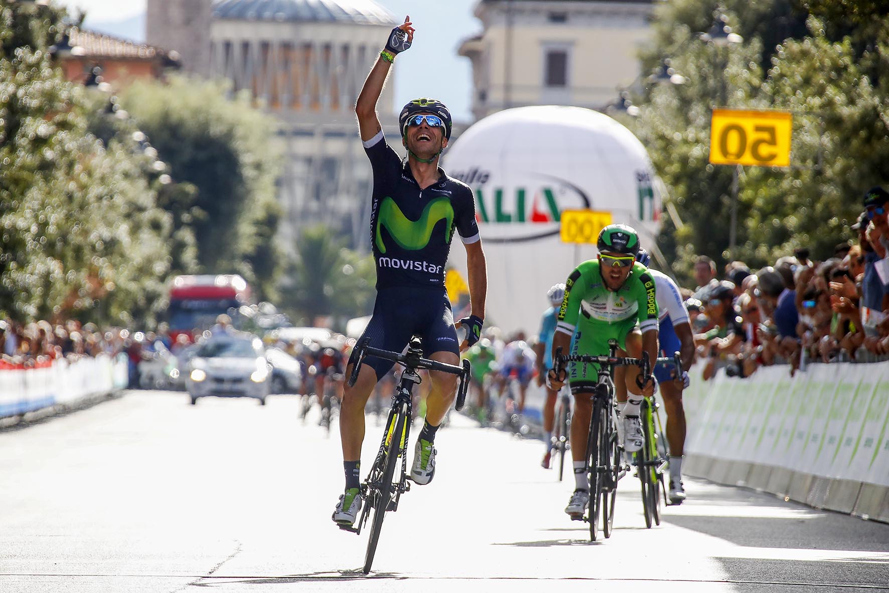 Giovanni Visconti vince la prima tappa del Giro della Toscana 2016